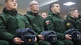 Выплата при заключении контракта: порядок получения в Подруга